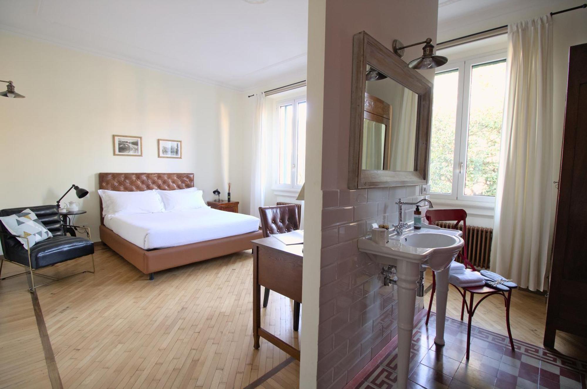 Porta Tosa Boutique Couette-café 2*